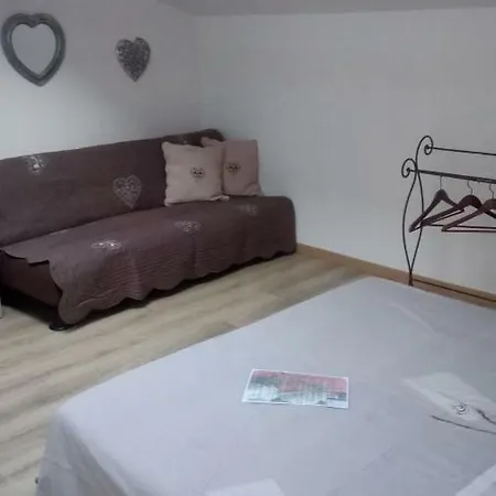 Chez Mina فندق مبيت وإفطار *